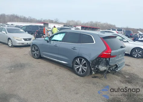2022 Volvo Xc60 B5 Inscription z USA, uszkodzony, nr VIN YV4L12RL7N1020862